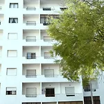 Perfect Loc 3 Bedroom/2bth