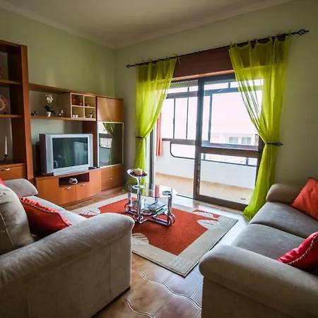 Perfect Loc 3 Bedroom/2bth * Λάγος