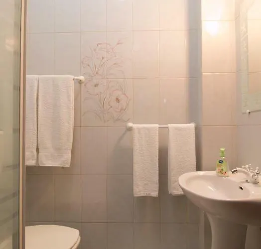 Perfect Loc 3 Bedroom/2bth *