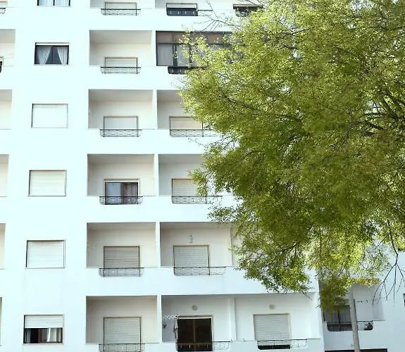 Perfect Loc 3 Bedroom/2bth