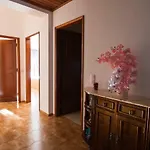 Perfect Loc 3 Bedroom/2bth